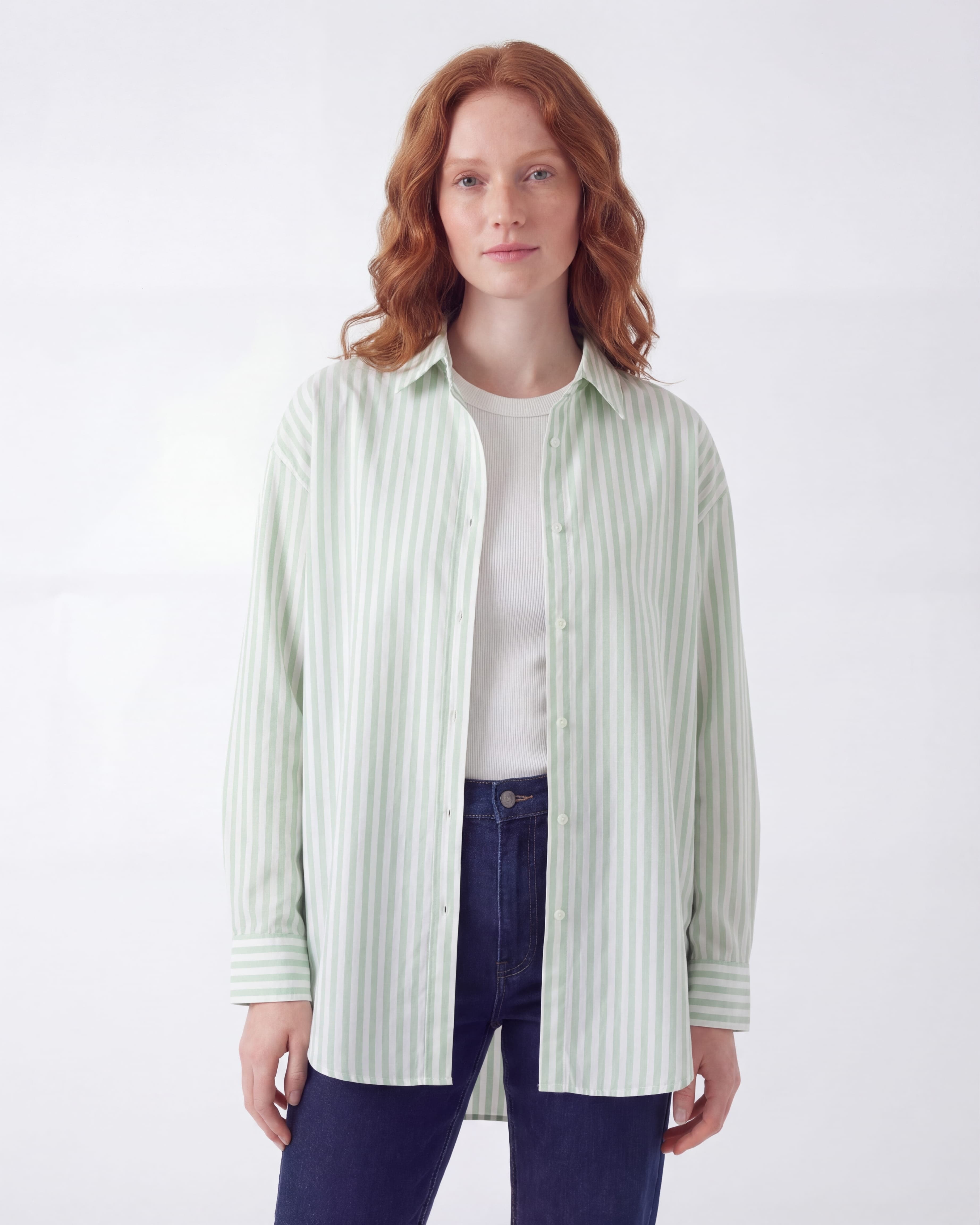 Heben Sie sich auf Amazon mit AI-Modefotografie ab